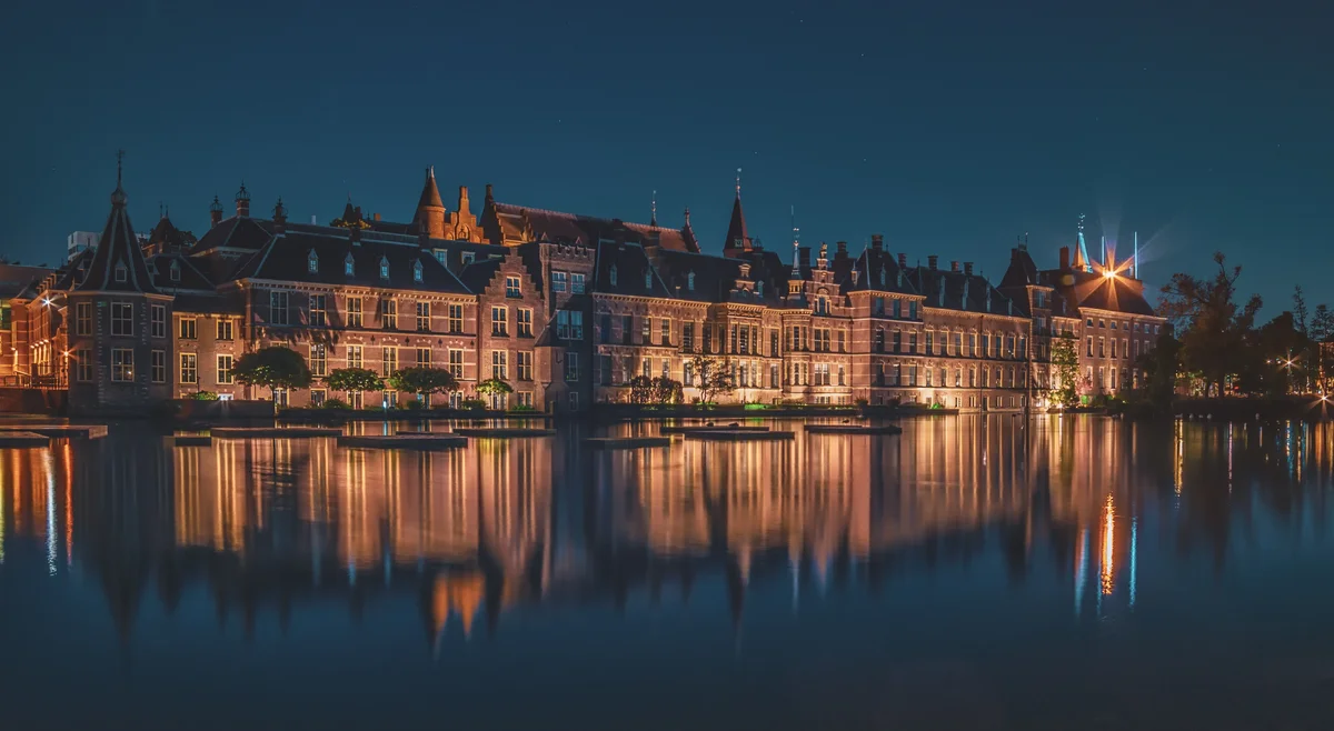Reflections of the Binnenhof