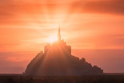 Mont Saint-Michel Radiant