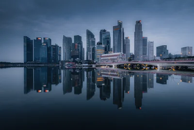Marina Bay Mirror