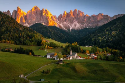 Val di Funes Alpenglow