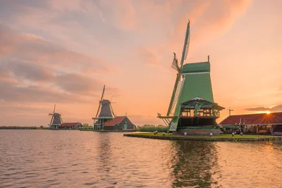 Zaanse Schans Dawn