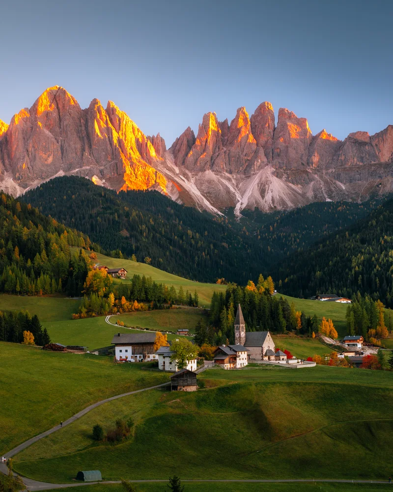 Autumn Alpenglow at Ranui