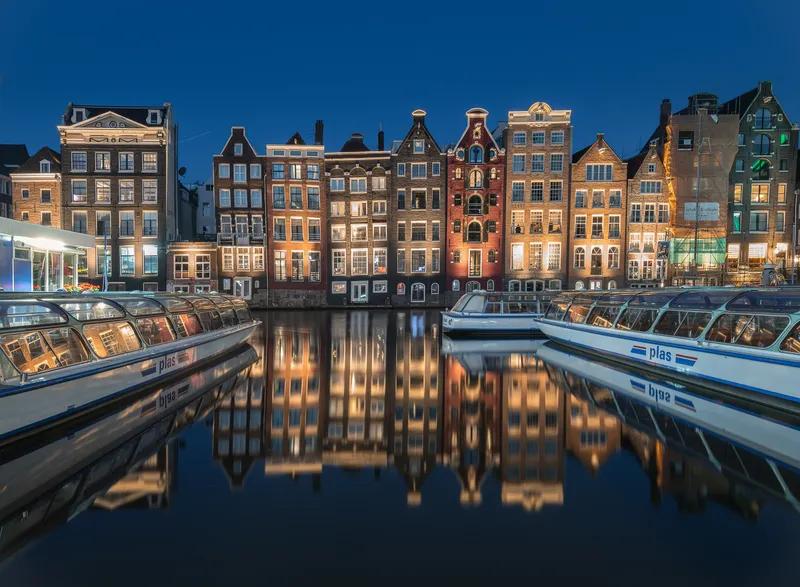 Damrak Reflections