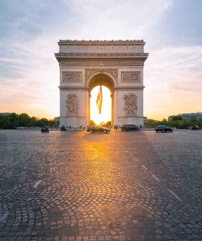Arc de Triomphe at sunset